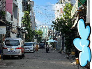 Bán nhà MT hẻm 8m thông, đường Lê Văn Quới, P.BHH A, Q.Bình Tân. TP.HCM. Sát Ngã 4 Bốn Xã. DT: 4m x 14m. Nở hậu. Giá: 6,35 tỷ.