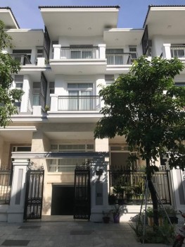 Bán Biệt thự The Park Garden Villa, Phú Mỹ Hưng, Quận 7. DT: 140m2. 1 tầng hầm, 3 tầng nổi. Giá: 35 tỷ.
